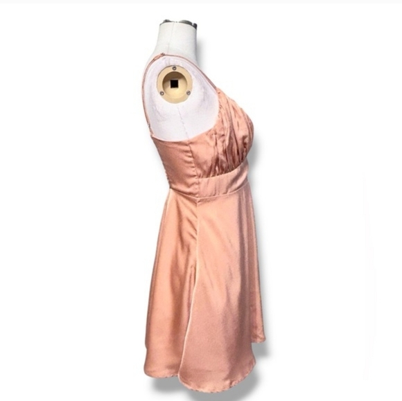 ENDLESS BLU Satin Ruched Mini Skater Dress in Apricot Orange Size Medium - Picture 3 of 11